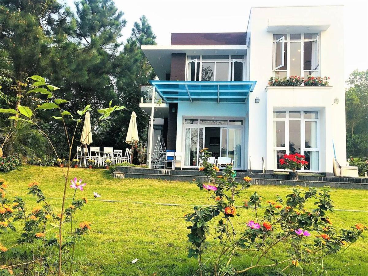 Flamingo Dai Lai Resort - By Bay Luxury Vinh Yen Exterior photo